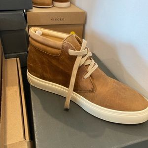 Everyday Men’s Mid Top Sneakers